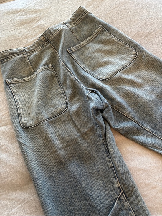 Free People jeans - Picture 5 of 10